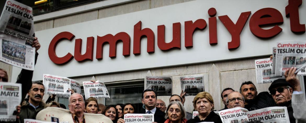 Міжнародны ПЭН супраць зняволення былых супрацоўнікаў турэцкай газеты “Джумхурыет”
